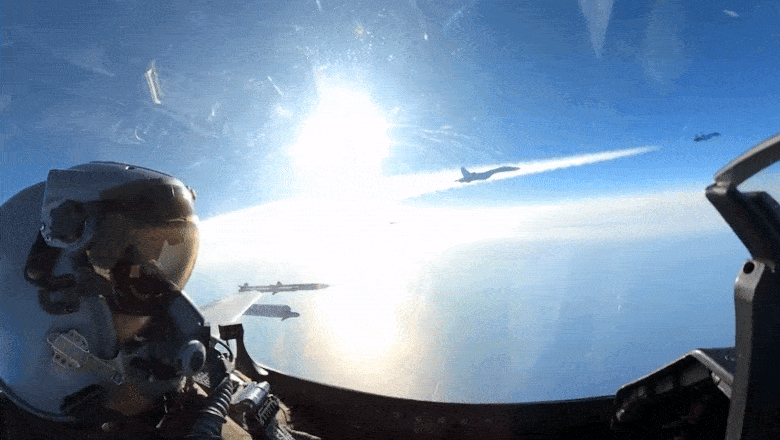 Cum poate Rusia sa piarda zeci de avioane de lupta fara ca vreun F-16 ucrainean sa traga un singur foc Imagine
