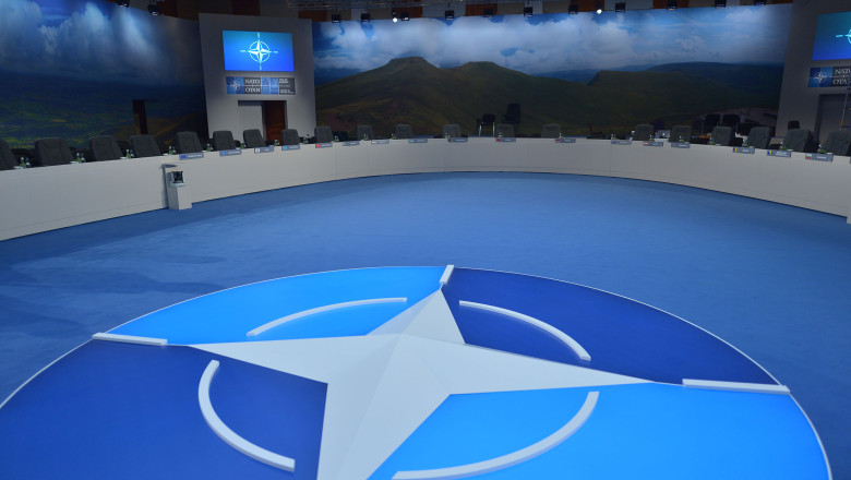 Cum relateaza presa internationala SUMMITUL NATO Imagine