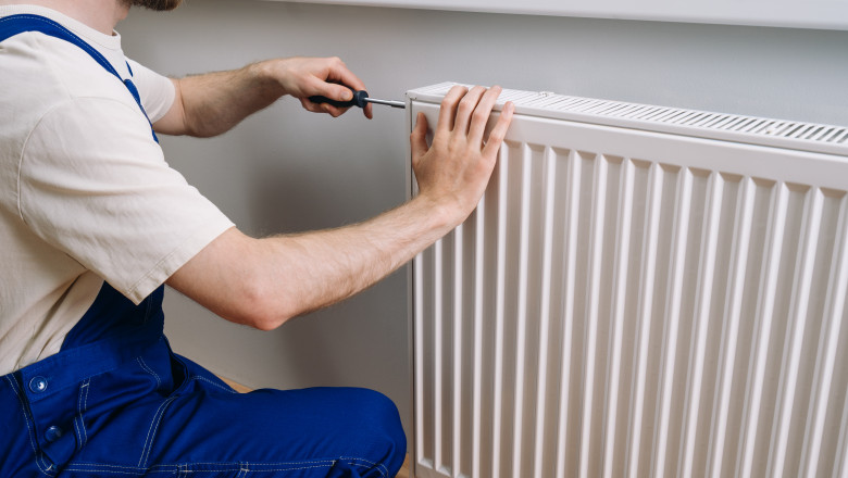 Cum sa aerisesti corect caloriferele la inceputul sezonului rece, potrivit specialistilor. Ce riscuri exista pentru o centrala proprie Imagine