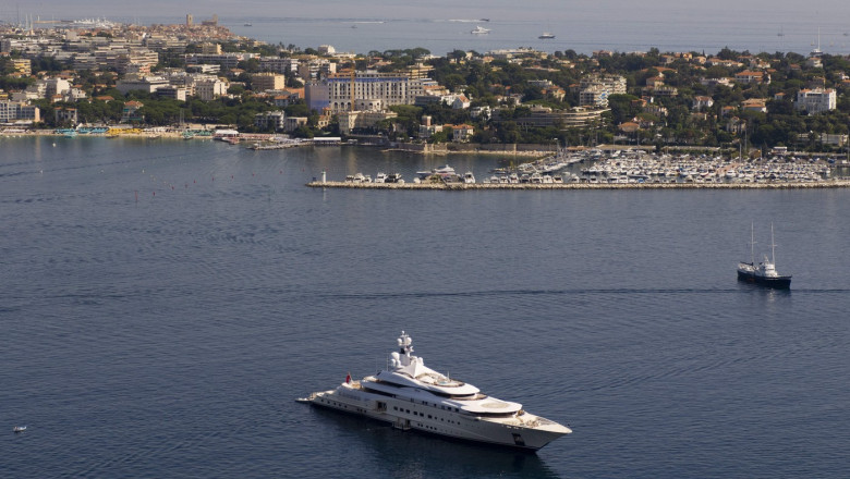 Cum se ascund oligarhii rusi sanctionati de UE pe Riviera Franceza. Totul tine de bani pe Coasta de Azur (Politico) Imagine