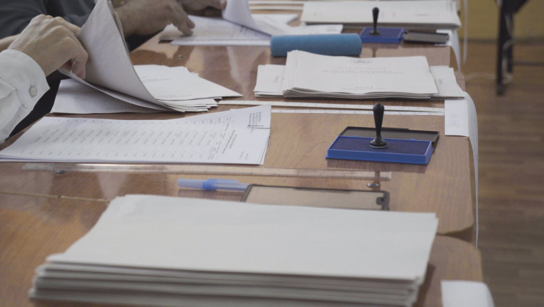 Cum se va vota duminica la referendumul lui Nicusor Dan. Aproape 1,8 milioane de bucuresteni sunt asteptati la urne Imagine