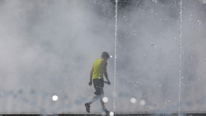 Cum va fi vremea in urmatoarele saptamani. ANM anunta temperaturi caniculare si aer sufocant la inceput de toamna Imagine
