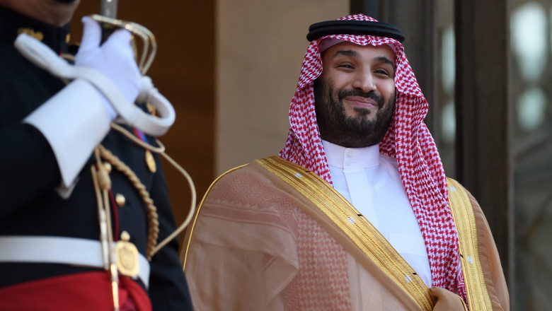 Cum vrea Arabia Saudita sa alimenteze dependenta de petrol a lumii zeci de ani de acum inainte (NYT) Imagine