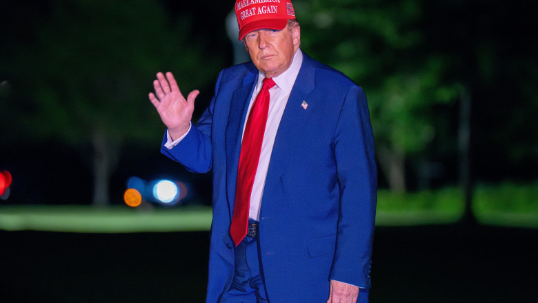 Cumparatorii criptomonedei $TRUMP platesc milioane de dolari pentru sansa de a lua cina cu presedintele Donald Trump Imagine