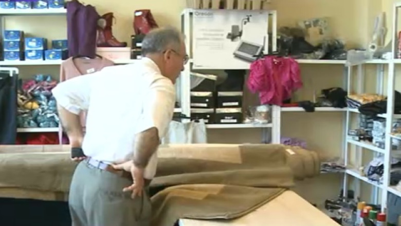 Cumparaturi la ANAF. Fiscul vinde marfa confiscata la jumatate de pret fata de supermarketuri Imagine