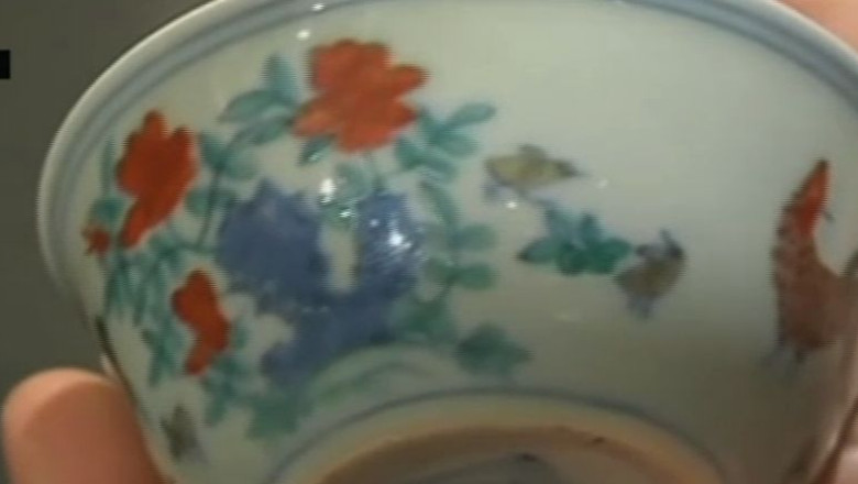 Cupa de portelan chinezesc, vanduta cu 36 de milioane de dolari Imagine