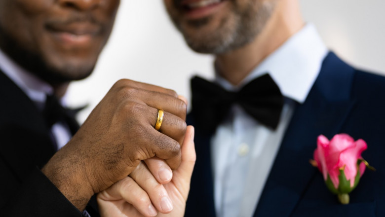 Cuplurile de acelasi sex primesc binecuvantarea bisericii. Episcopul Londrei: "Unii vor fi recunoscatori, iar altii vor fi raniti" Imagine