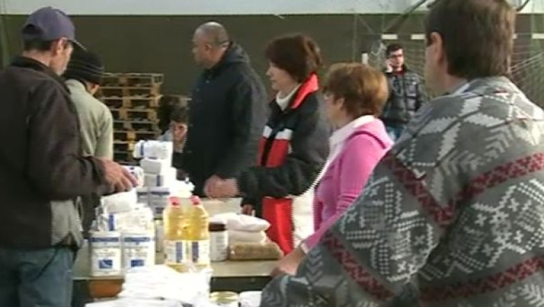 Cupoane pentru acordarea de ajutoare alimentare, distribuite prin Posta Romana Imagine