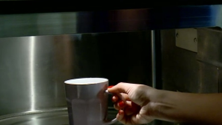 Cuptorul cu microunde coace controverse. Unele studii spun ca este sanatos, altele ca poate determina boli Imagine