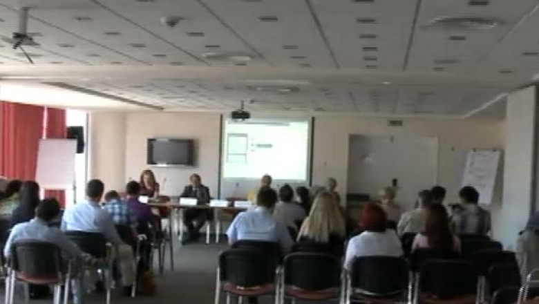 Curs de rispit bani europeni. Dupa trei ani, multe dintre firme au dat faliment Imagine