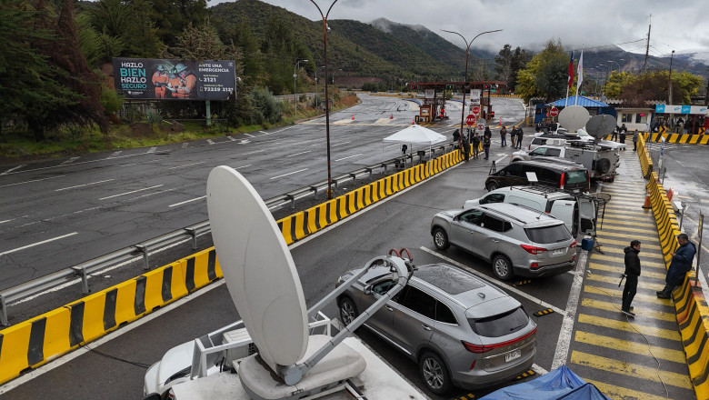 Cursa contracronometru pentru salvarea muncitorilor dupa ce o mina s-a prabusit in Chile. O persoana, gasita decedata Imagine