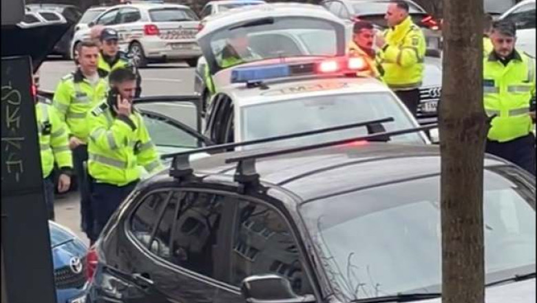 Cursa nebuna pe sosele, in Timisoara. Un sofer drogat si fara permis a lovit 7 masini, in timp ce fugea de politisti Imagine