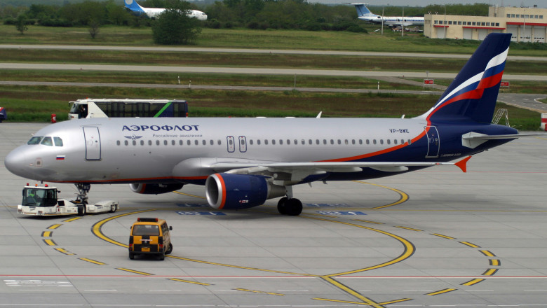 Cursele aeriene rusesti si-au schimbat rutele, astfel incat sa ocoleasca Ucraina Imagine