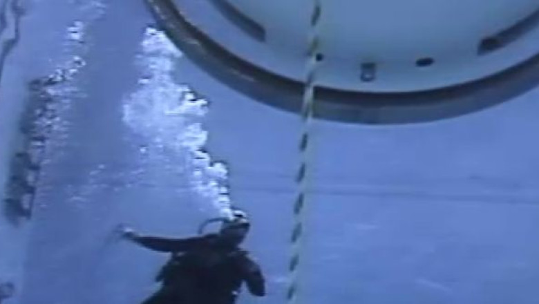 Cursuri de supravietuire, ignorate de SMURD. La Constanta se fac simulari pentru catastrofe aviatice pe apa Imagine