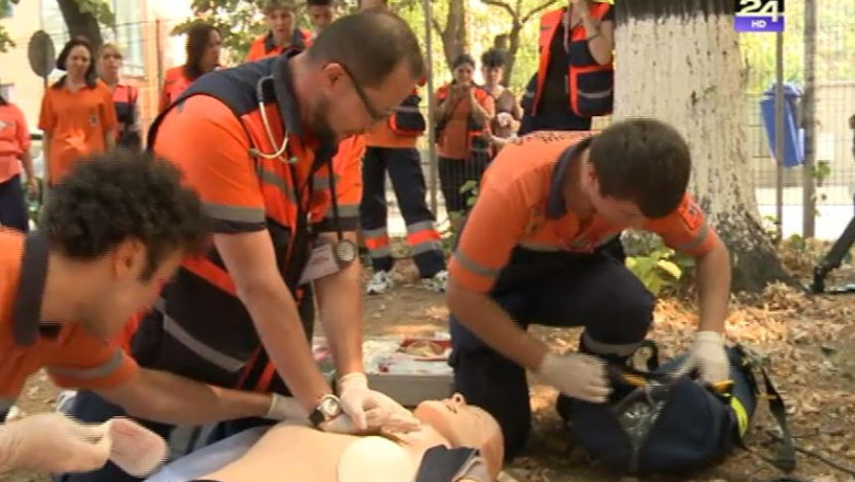 Cursurile de prim ajutor, vitale intr-o tara cu lipsa de personal in spitale si pe ambulante  Imagine