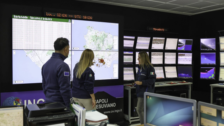 Cutremurele provocate de un super-vulcan terorizeaza locuitorii unui oras din Italia. Autoritatile iau in calcul evacuarea Imagine