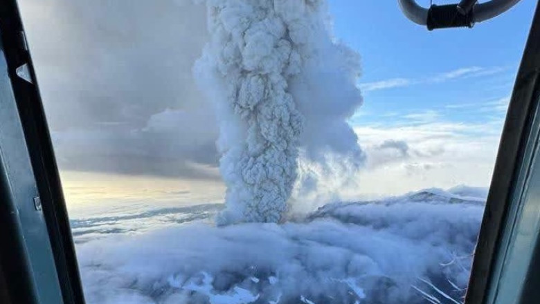 Cutremurul de 8,8 din Kamceatka a activat sapte vulcani din zona. „O parada de eruptii” Imagine