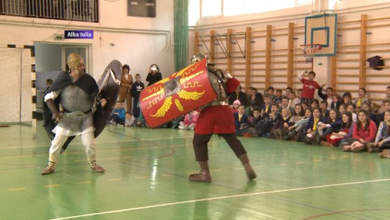 Dacii si romanii, la scoala Imagine