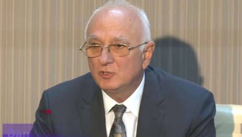 Dan Radu Rusanu propune injumatatirea salariilor la ASF Imagine