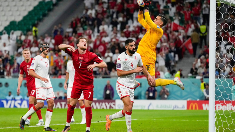 Danemarca, tinuta in sah de Tunisia la Cupa Mondiala 2022. Nordicii au cerut penalty, dar arbitrul a refuzat Imagine