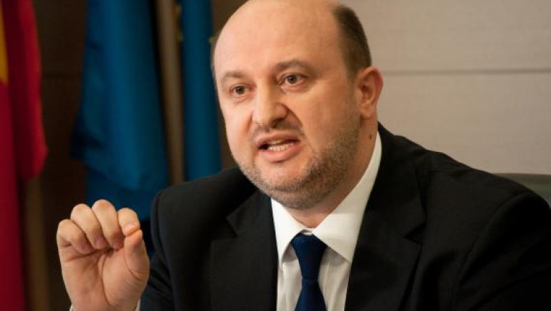 Daniel Chitoiu: Reducerea CAS e un angajament clar, nu o promisiune Imagine