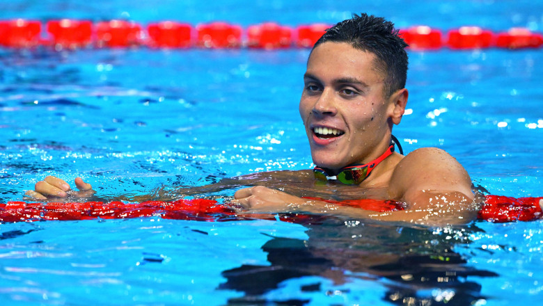 David Popovici s-a calificat in finala la 100 m liber, cu al doilea timp, la Mondialele din Singapore Imagine