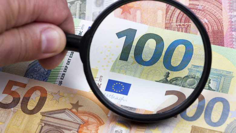 De ce creditele in euro pot fi o capcana pe termen lung: „Atat timp cat nu ai venituri in euro, nu ai de ce sa te imprumuti in euro” Imagine