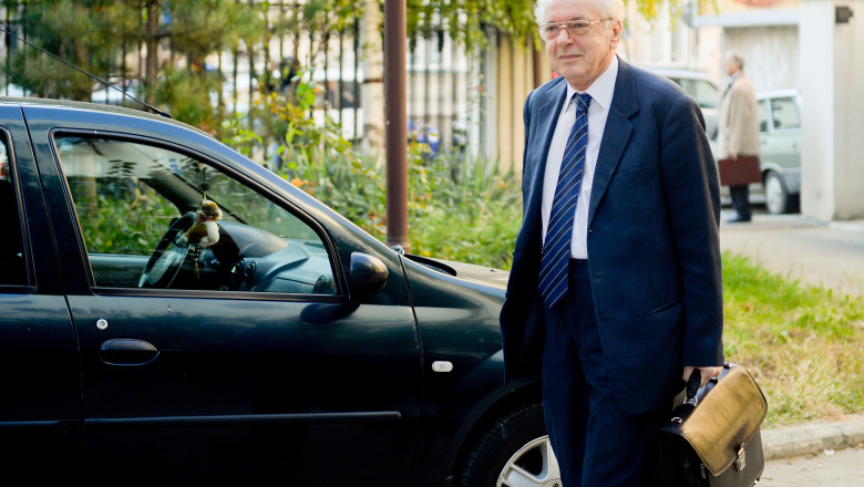 De la „odios” la „un castig pentru Curtea Constitutionala”. Nominalizarea lui Lucian Bolcas starneste reactii extreme Imagine