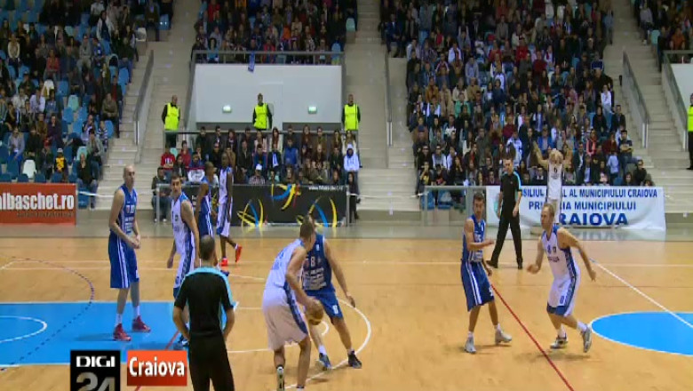 Debut cu victorie pentru baschetbalistii craioveni  Imagine