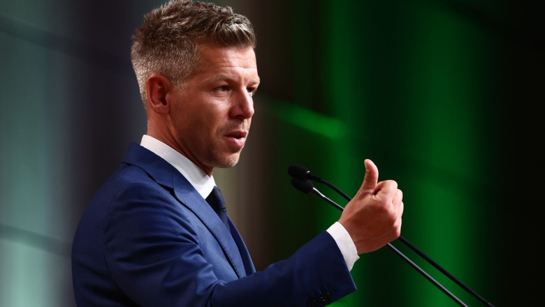 Decizie surprinzatoare a lui Peter Magyar: „Imi reduc salariul la jumatate”. Cine se mai afla pe lista taierilor, in Ungaria