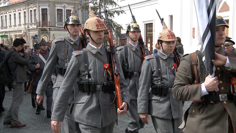 Defilare militara de Paste, in Oradea Imagine