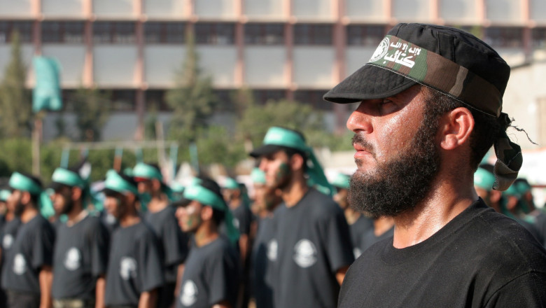 Delegatia Hamas a plecat de la discutiile de la Cairo fara un acord pentru incetarea focului in Gaza Imagine