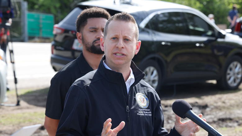 Democratii il someaza pe Donald Trump sa creasca presiunea asupra rusilor. „Trateaza-i asa cum tratezi Washingtonul” Imagine