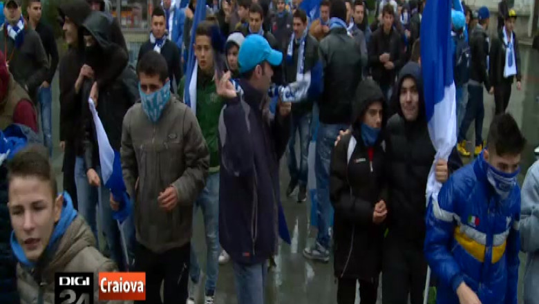 Demolarea stadionului "Ion Oblemenco" din Craiova, in august  Imagine