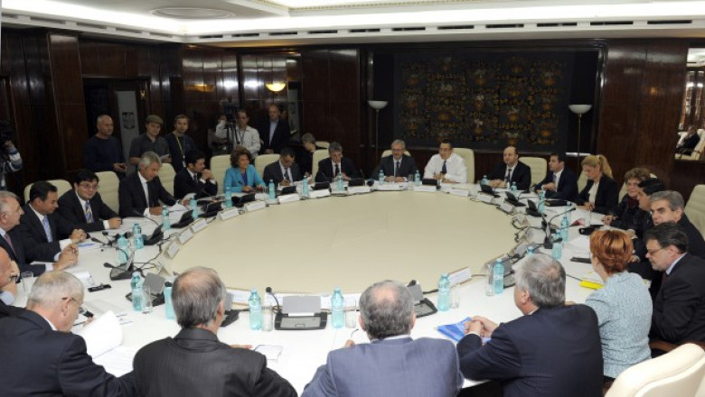 Der Spiegel: Guvernul Ponta risca sa nu reziste disensiunilor pe tema proiectului Rosia Montana Imagine