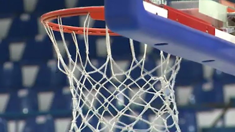 Derby in Vest, sub panourile Salii ”Constantin Jude”: BC Timisoara - CSM Oradea Imagine