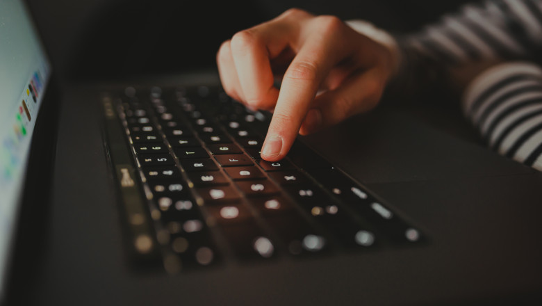 Destainuirea online a unei eleve i-a adus 7 ani de inchisoare profesorului ei. Barbatul, condamnat definitiv dupa 5 ani Imagine