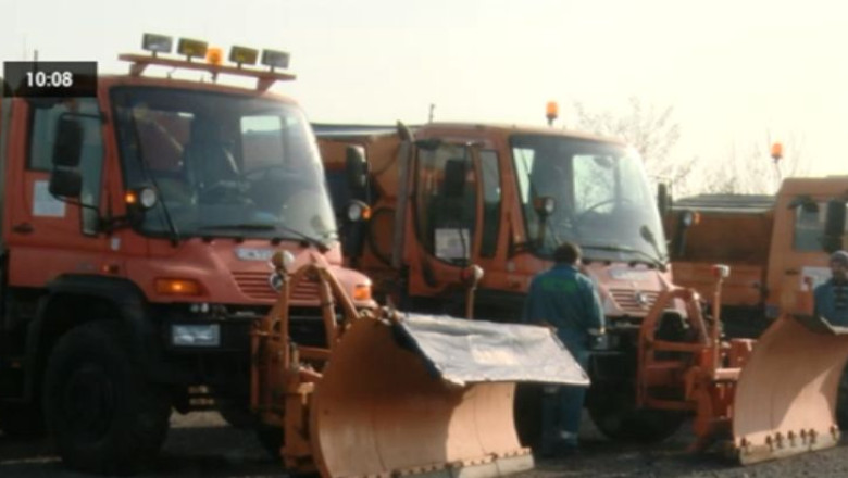 Deszapezire pe toate fronturile Imagine