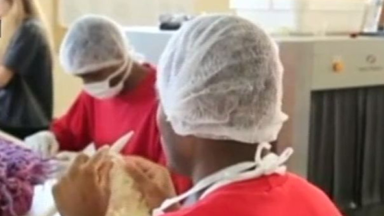 Detinutii unei inchisori din Brazilia urmeaza cursuri de tricotat Imagine