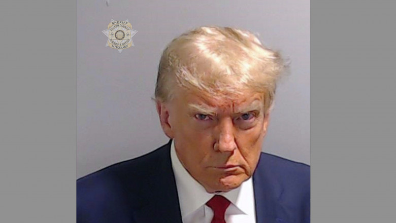 Detinutul nr. P01135809. Trump a fost fotografiat si amprentat la o inchisoare din Atlanta. Fotografia lui judiciara a fost publicata Imagine