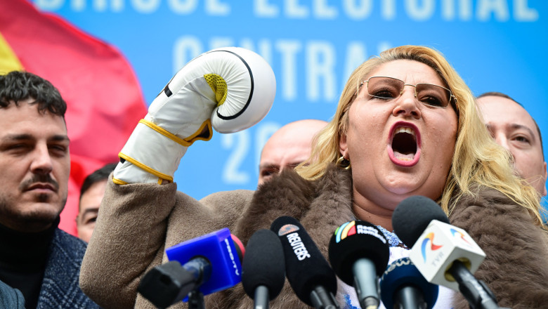 Diana Sosoaca, dupa ce s-a intors din Rusia: „Daca Zelenski indrazneste sa vina in Parlament, ii rup picioarele” Imagine