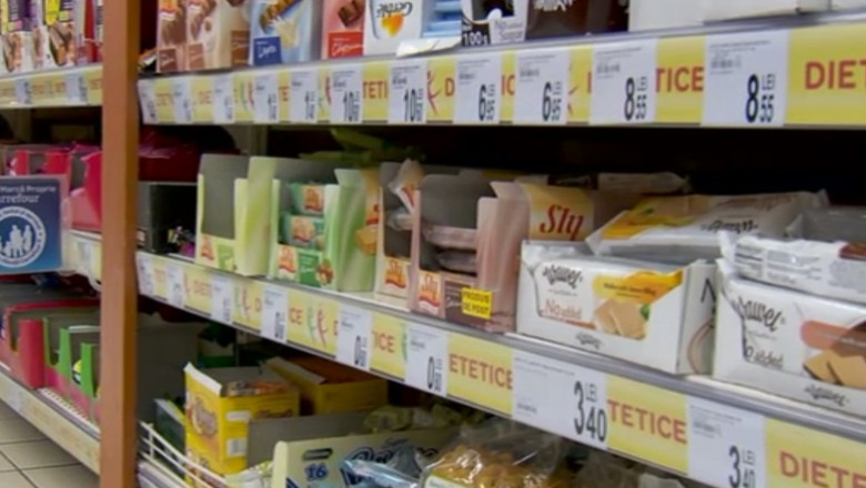 Diferenta dintre o ciocolata obisnuita si una fara zahar: doar 80 de calorii la suta de grame Imagine