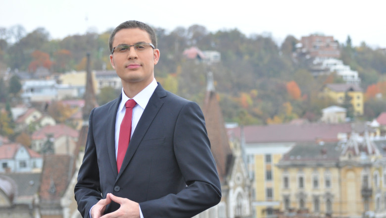 Digi24 Cluj-Napoca. Catalin Vlasceanu prezinta primele jurnale de stiri Imagine