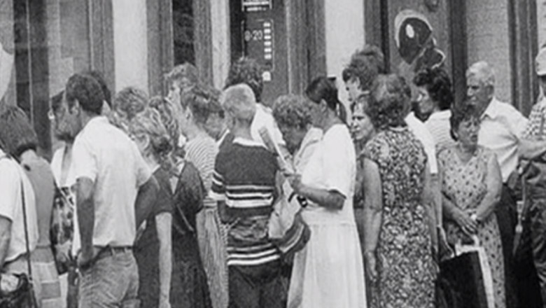 DIGICULT. Romania culinara in anii '70-'80: „fratii Petreus”, crevetii expandati si pestele oceanic Imagine