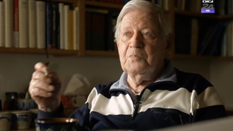 DIGIPEDIA. Ce fel de politicieni au altii: Helmut Schmidt Imagine