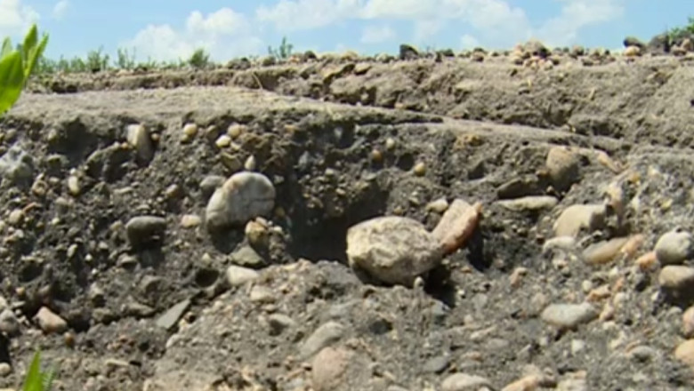 Din groapa in groapa pana la Calafat Imagine