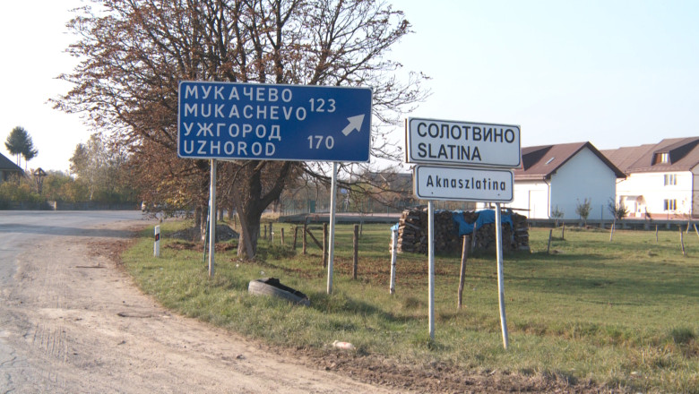 Din Ucraina, la vot in tara. Romanii din Transcarpatia au trecut granita ca sa voteze Imagine