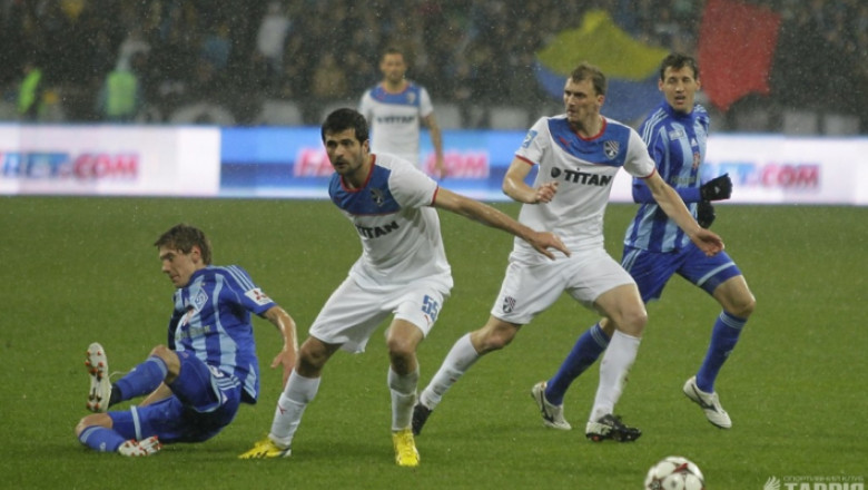 Dinamo Kiev invinge la ea acasa formatia Tavria Simferopol din Crimeea. Romanul Lucian Burdujan marcheaza golul gazdelor Imagine