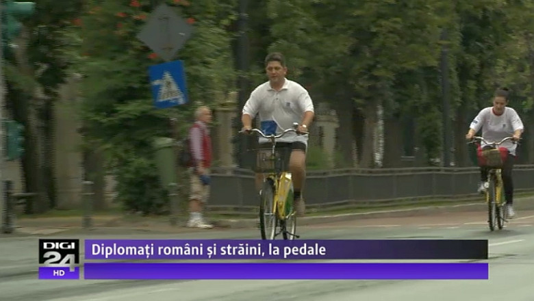 Diplomatia pedaleaza: 100 de oficiali si angajati s-au intrecut pe biciclete in Cupa Ministerului Afacerilor Externe Imagine