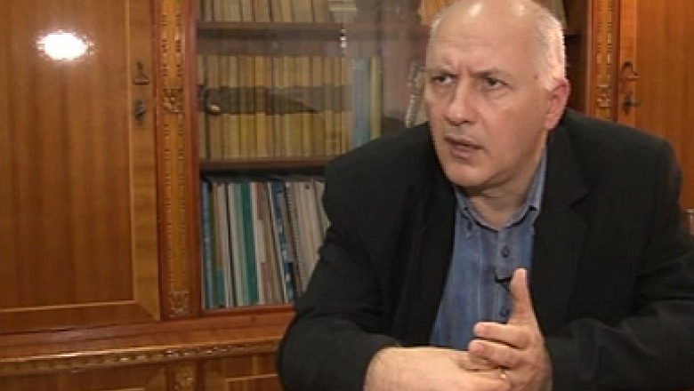 Directorul demis al Institutului Geologic vrea sa dea statul in judecata. Stefan Marincea a fost concediat dupa declaratii referitoare la Rosia Montana si cutremurele din Galati Imagine